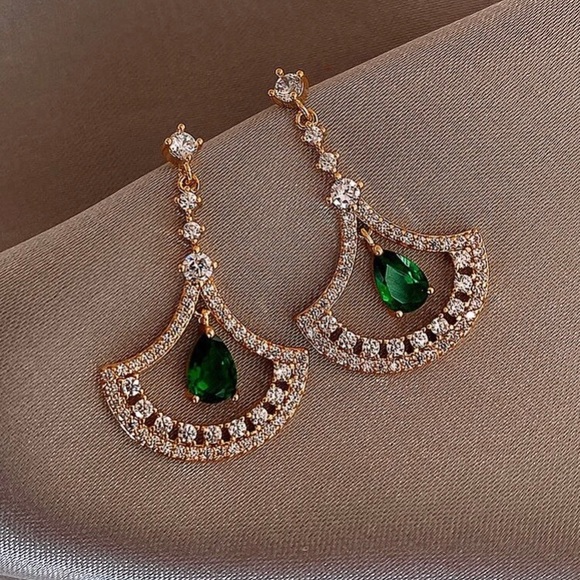 Invisible Wings Jewelry - 925 Sterling Silver Rhinestone Fan Shape Earrings